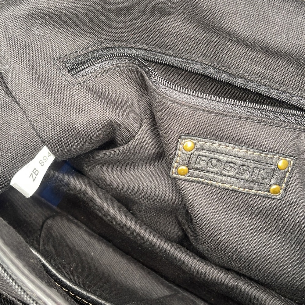 Fossil Black Leather Adjustable Crossbody, NWOT - Picture 7 of 13